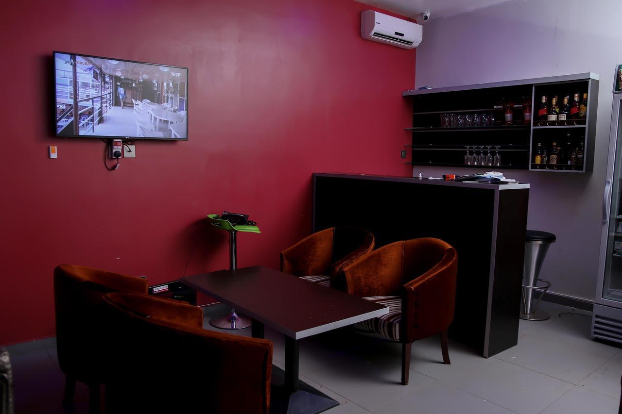Albertville Luxury Rooms Ilesa Extérieur photo